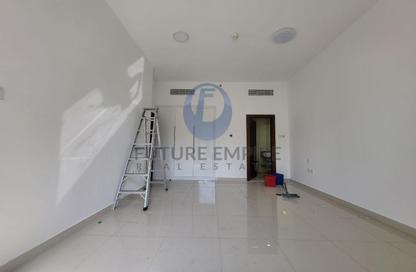 Apartment - 1 Bedroom - 2 Bathrooms for rent in Infinity Building - Al Satwa - Dubai