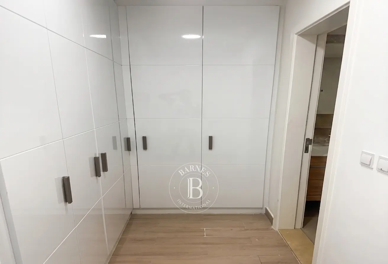 166522906 - Property Main Image
