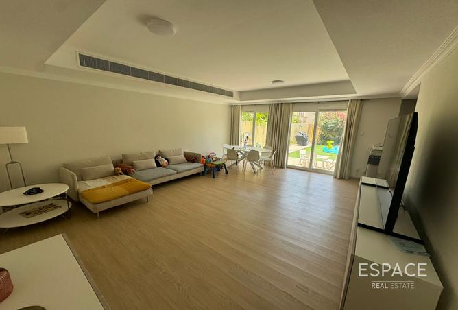 122461028 - Property Image 2