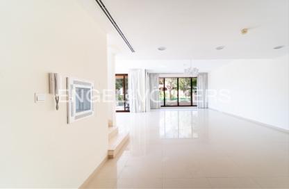 Villa - 4 Bedrooms - 4 Bathrooms for rent in Jumeirah Islands Townhouses - Jumeirah Islands - Dubai