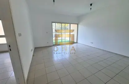 Apartment - 1 Bedroom - 1 Bathroom for rent in Al Dhafra 1 - Al Dhafra - Greens - Dubai