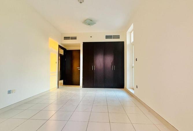88743533 - Property Image 2