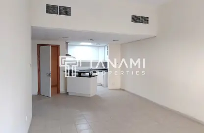 شقة - غرفة نوم - 2 حمامات للايجار في مبنى 188 - طراز مغولي - ديسكفري جاردنز - دبي