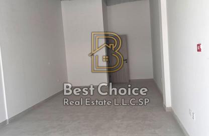 Shop - Studio - 1 Bathroom for rent in AlFalah - Muwaileh Commercial - Sharjah
