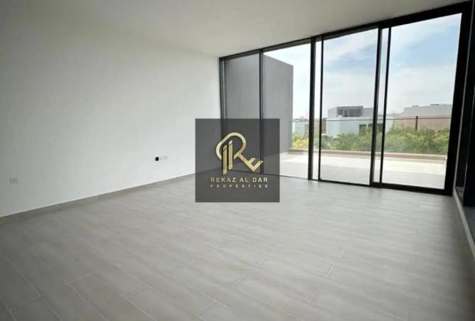 87030473 - Property Image 3