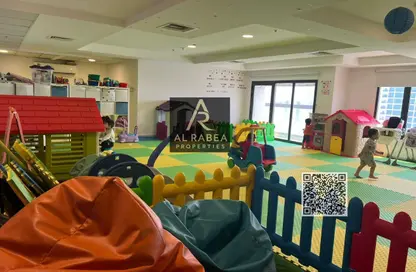 شقة - غرفة نوم - 2 حمامات للايجار في فندق كراون بالاس - الراشدية 1 - الراشدية - عجمان