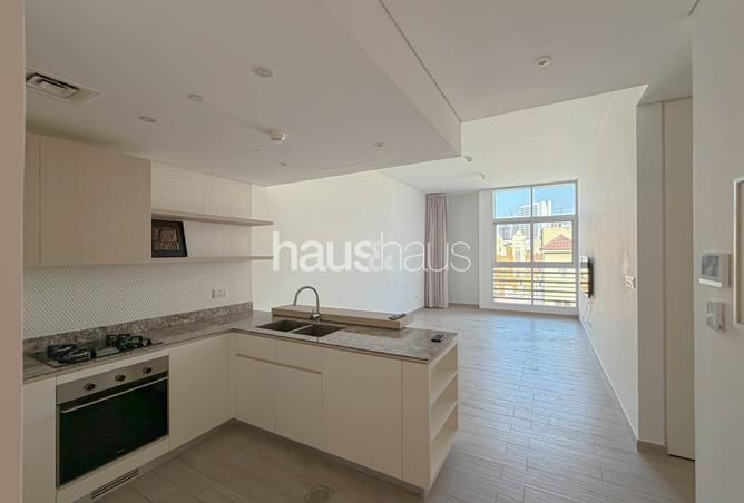 1 Bedroom | Vacant | Un Furnished | Ellington photo 3