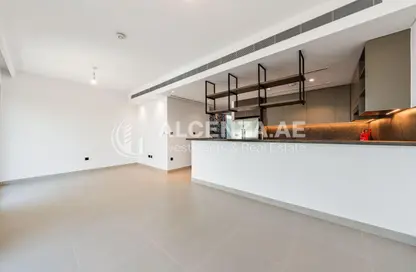 Townhouse - 3 Bedrooms - 4 Bathrooms for rent in Aura Gardens - Tilal Al Ghaf - Dubai