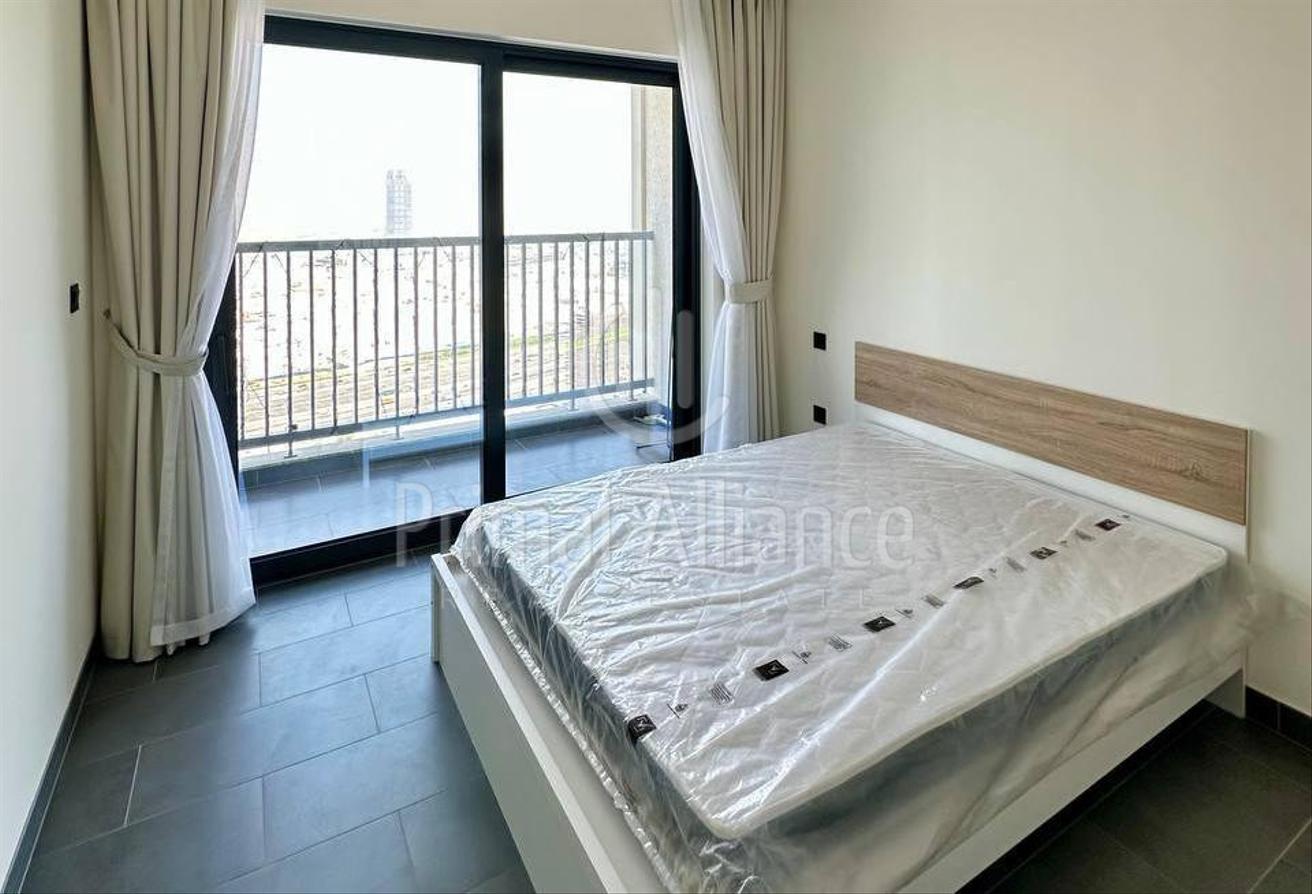 Very High Floor | Fully Furnished | Multiple Cheques photo 5