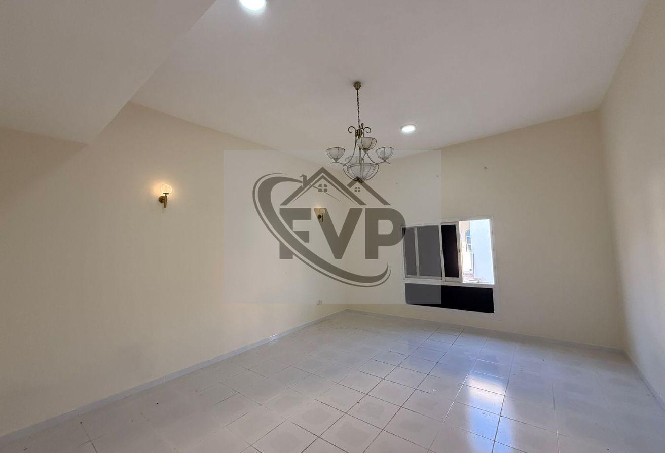 Spacious 5BHK + Maids Villa | Unfurnished | Big ya photo 5