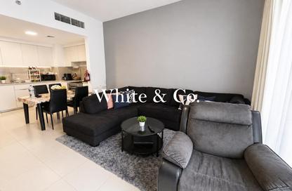 Apartment - 2 Bedrooms - 3 Bathrooms for sale in Hayat Boulevard 2A - Hayat Boulevard 2 - Hayat Boulevard - Town Square - Dubai