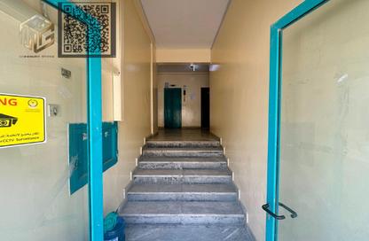 عمارة بالكامل - 7+ - 7+ للبيع في 3 المويهات - المويهات - عجمان