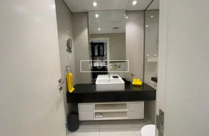 Apartment - Studio - 1 Bathroom for rent in Waters Edge - Business Bay - Dubai