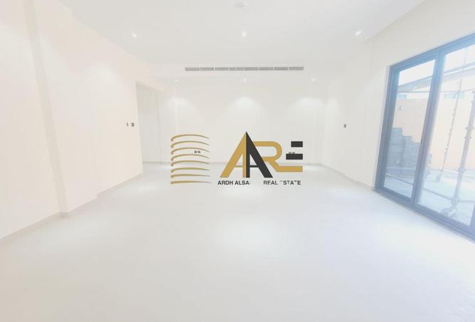 93150064 - Property Image 2
