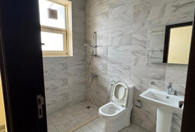 80261011 - Property Image 2