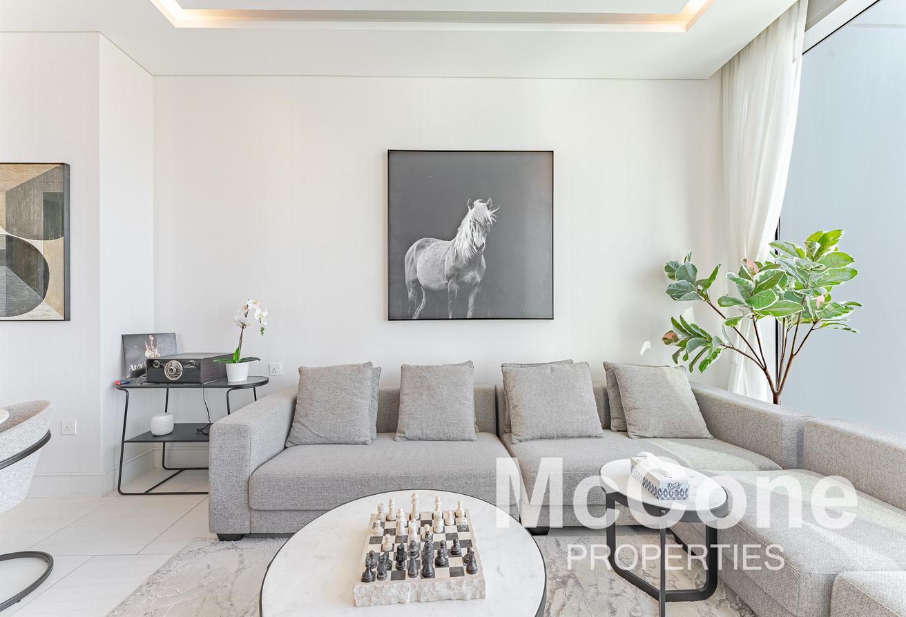 Burj View | Upgraded Corner Duplex | Maids/Study photo 10