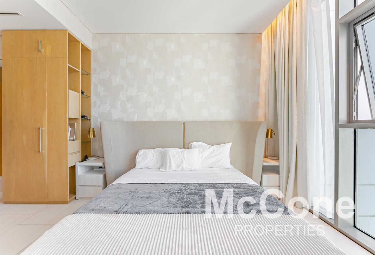 Burj View | Upgraded Corner Duplex | Maids/Study photo 22