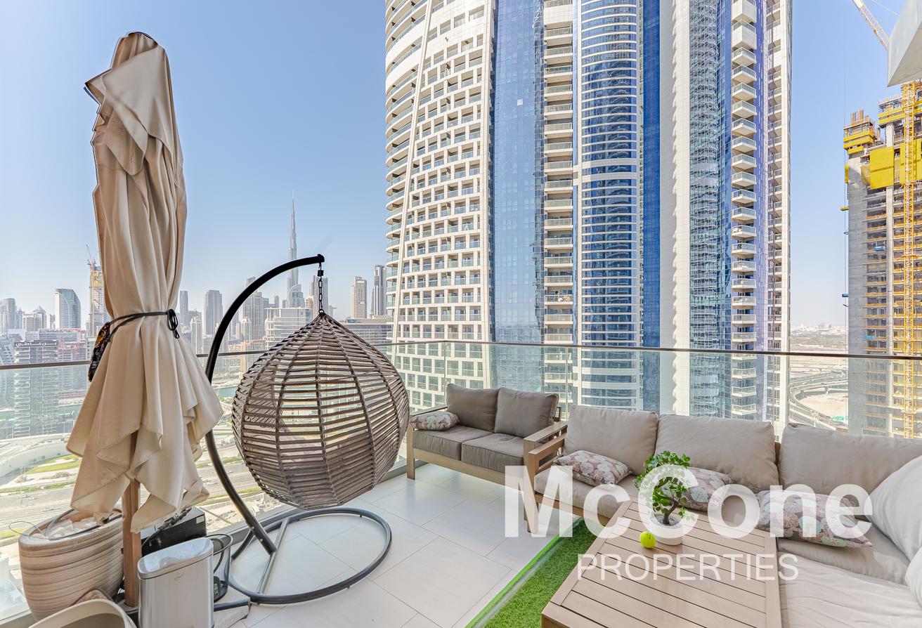 Burj View | Upgraded Corner Duplex | Maids/Study photo 26