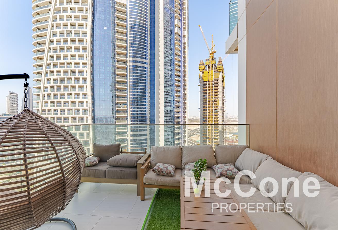 Burj View | Upgraded Corner Duplex | Maids/Study photo 24
