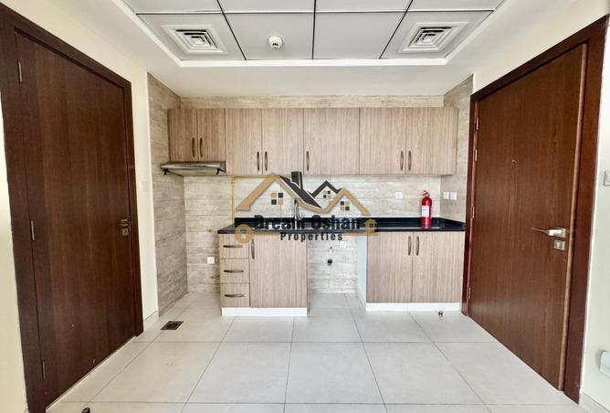96528100 - Property Image 3