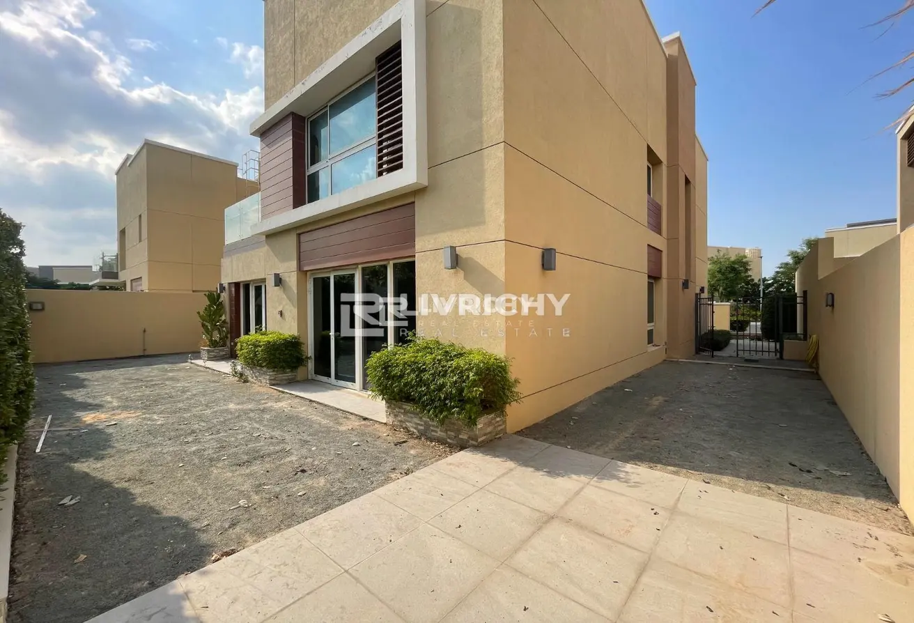 63262267 - Property Main Image
