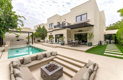 Villa - 5 Bedrooms - 6 Bathrooms for sale in Meadows 4 - Meadows - Dubai