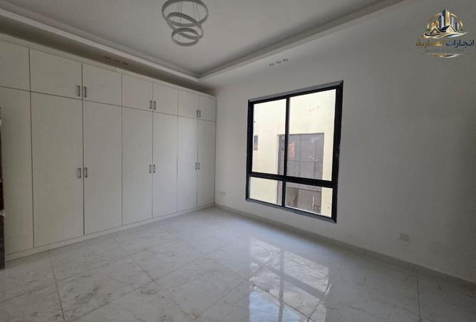 102836307 - Property Image 3
