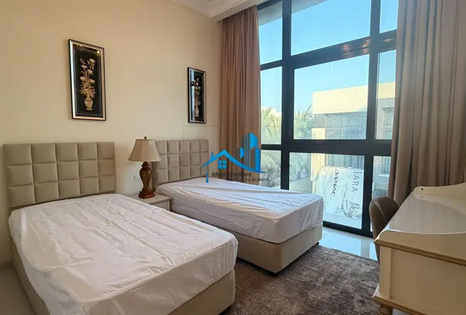 94023297 - Property Image 2