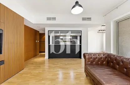 Apartment - 2 Bedrooms - 2 Bathrooms for rent in Al Majara 3 - Al Majara Towers - Dubai Marina - Dubai