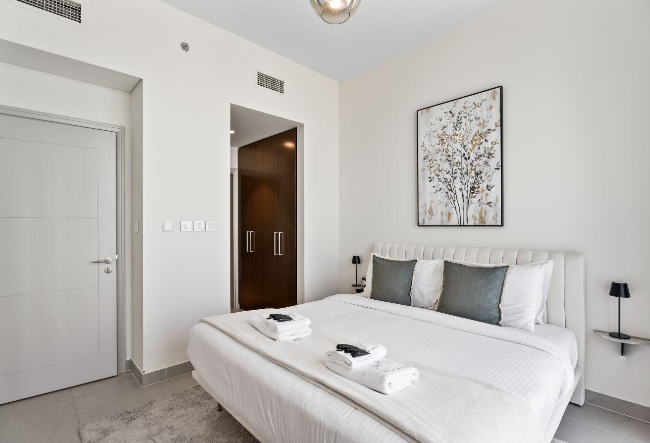 Luxury Furnished | High Floor |Close to Dubai Mall photo 13