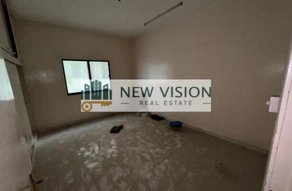 Apartment - 2 Bedrooms - 2 Bathrooms for rent in Abu Shagara building - Abu shagara - Sharjah