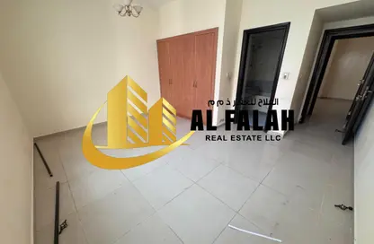 شقة - 2 غرف نوم - 2 حمامات للايجار في شارع التعاون الجديد - التعاون - الشارقة