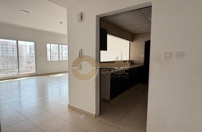 Apartment - 2 - 3 for rent in Mazaya 13 - Queue Point - Liwan - Dubai Apartment - 2 - 3 for rent in Mazaya 13 - Queue Point - Liwan - Dubai