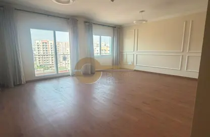 Apartment - 2 Bedrooms - 3 Bathrooms for rent in Mazaya 13 - Queue Point - Liwan - Dubai