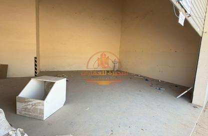 Warehouse - Studio - 1 for rent in Al Sajaa S - Al Sajaa - Sharjah