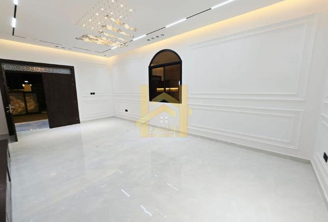 122476195 - Property Image 3