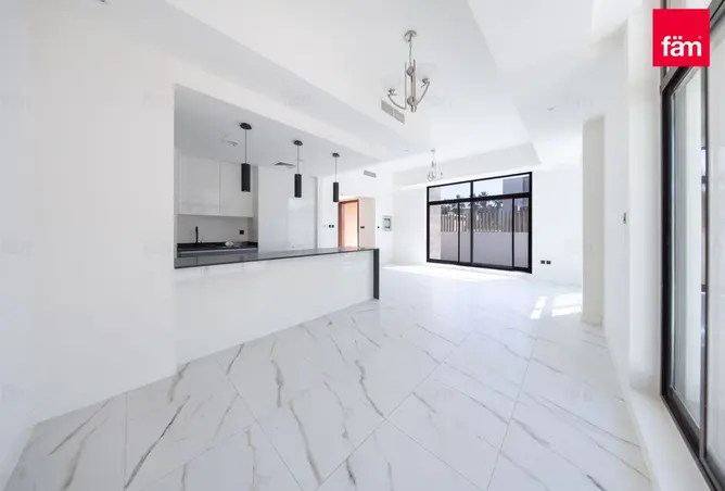 163709002 - Property Image 2