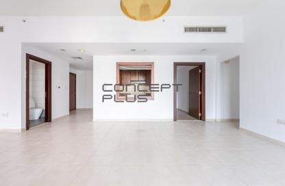 Apartment - 3 Bedrooms - 4 Bathrooms for rent in Executive Tower L - Executive Towers - Business Bay - Dubai