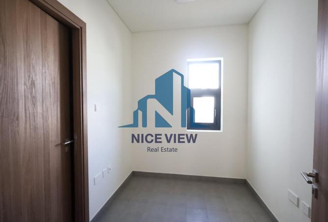 81117938 - Property Image 3