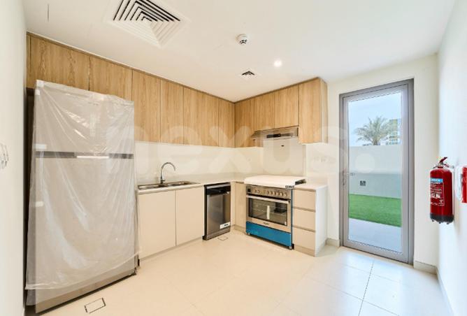 53572371 - صورة العقار 2