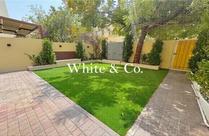 Villa - 2 Bedrooms - 3 Bathrooms for rent in Springs 12 - The Springs - Dubai