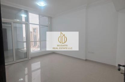 Apartment - 2 Bedrooms - 3 Bathrooms for rent in New Al Taawun Road - Al Taawun - Sharjah