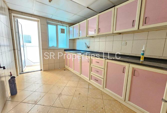 81933837 - صورة العقار 3