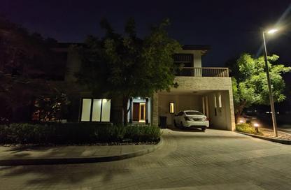 Villa - 4 - 5 for rent in Nalaya Villas - Najmat Abu Dhabi - Al Reem Island - Abu Dhabi