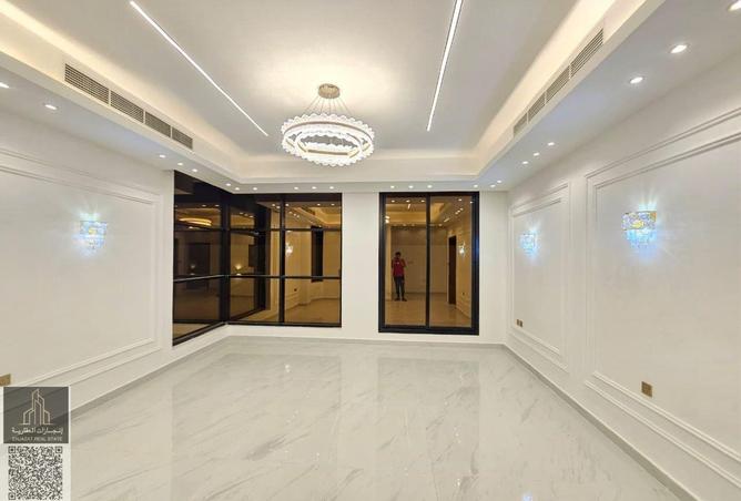 58177352 - Property Image 2