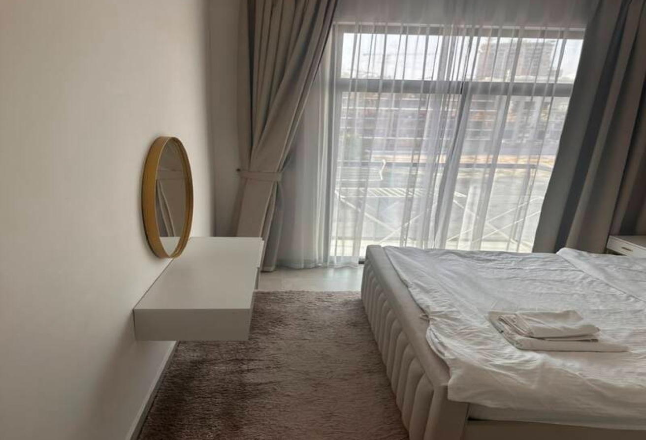 FULLY FURNISHED | READY TO MOVE | 4 CHEQUES gallery image