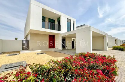 Villa - 3 Bedrooms - 4 Bathrooms for sale in Fairway Villas - EMAAR South - Dubai South (Dubai World Central) - Dubai