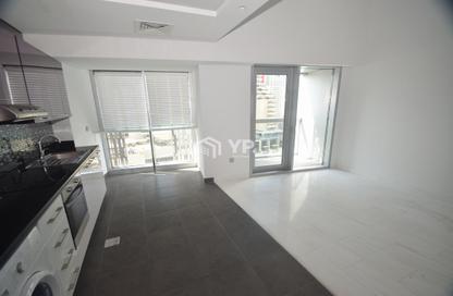 Apartment - 1 - 2 for rent in Cayan Tower - Dubai Marina - Dubai