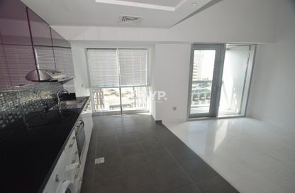 Apartment - 1 - 2 for rent in Cayan Tower - Dubai Marina - Dubai