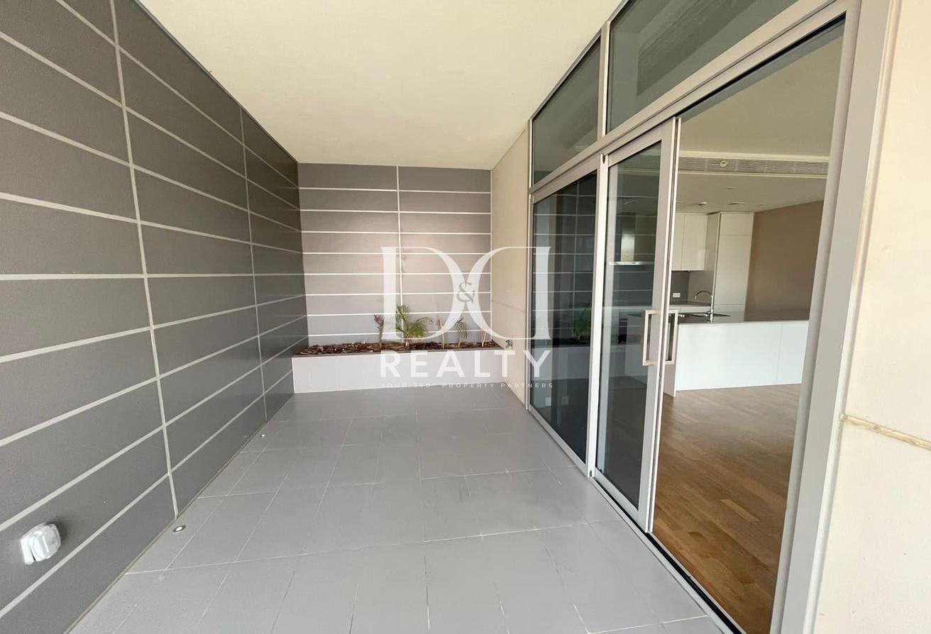 Unfurnished | Vacant | Multiple Options photo 6
